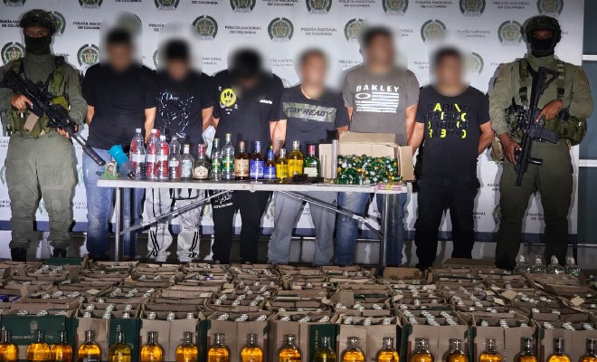 Más de cinco mil botellas de diferentes tipos de licor adulterado en tres diligencias de allanamiento y registro en la ciudad de Popayán