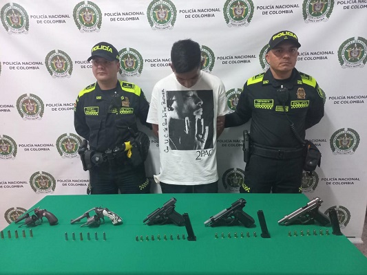 Cinco armas de fuego fueron halladas en la Terminal del Sur