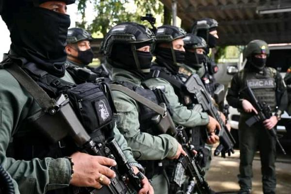 La policía