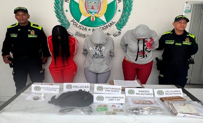 Tres mujeres fueron capturadas por orden judicial por su presunta participación en hurto a turistas