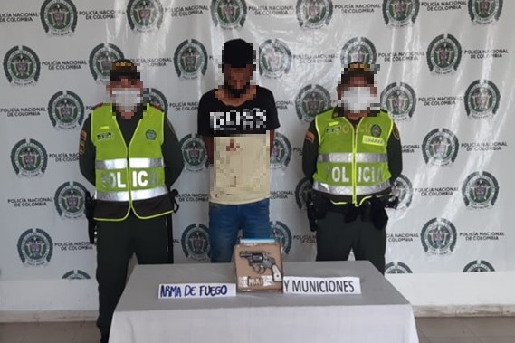 Lo-capturamos-en-flagrancia-por-el-delito-de-porte-ilegal-tentativa-de-homicidio-y-hurto-calificado-agravado Lo-capturamos-en-flagrancia-por-el-delito-de-porte-ilegal-tentativa-de-homicidio-y-hurto-calificado-agravado