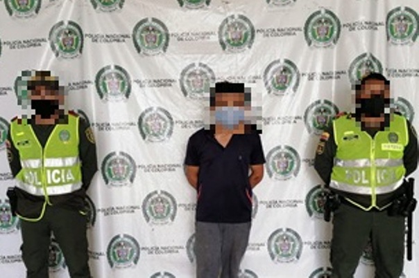 Lo capturamos por agredir a policía Lo-capturamos-por-agredir-a-policía