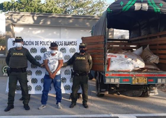 Logramos-la-recuperación-de-800-kilos-carne-de-res-y-la-incautación-de-un-vehículo Logramos-la-recuperación-de-800-kilos-carne-de-res-y-la-incautación-de-un-vehículo