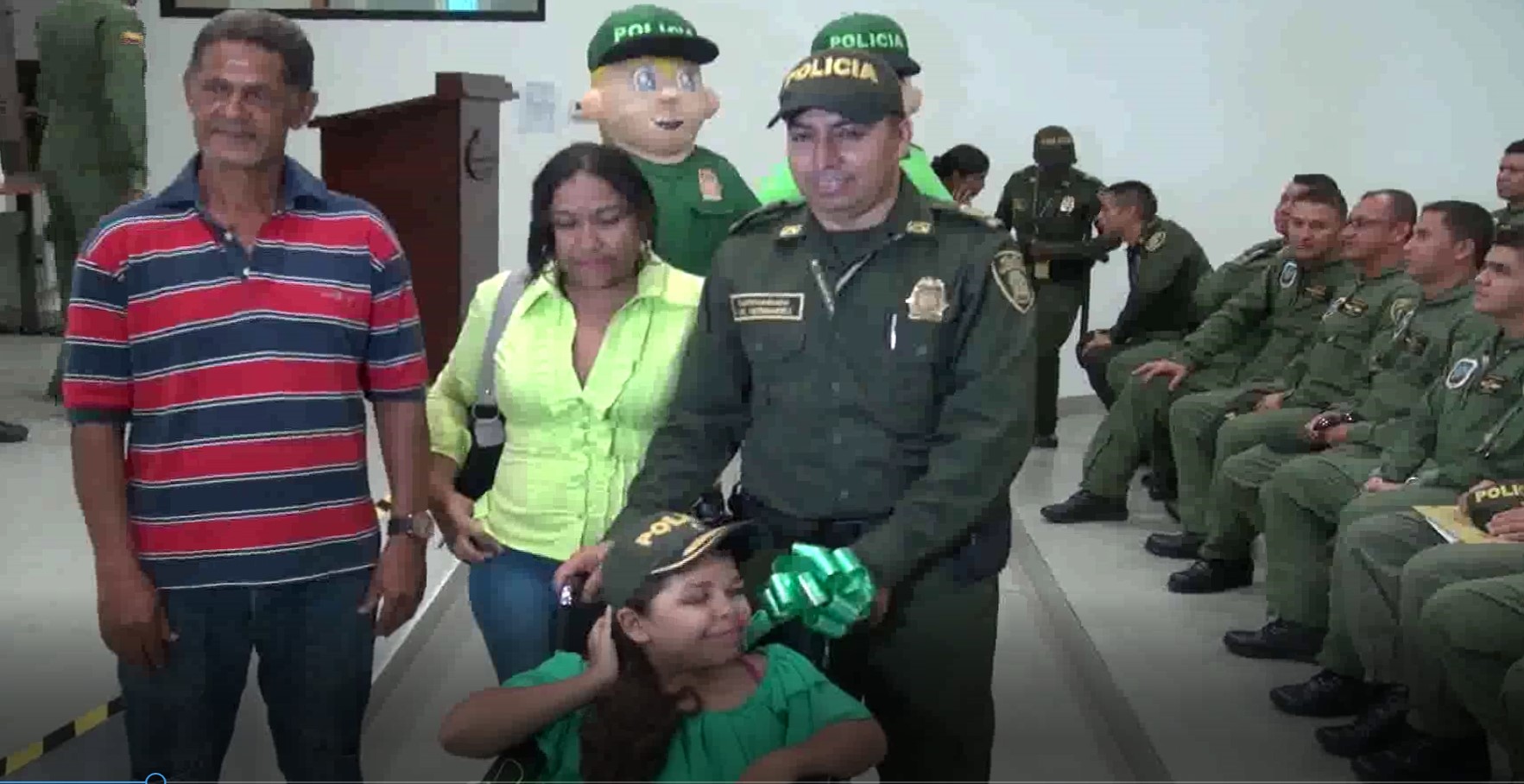 Marlyn-huesos de cristal-Policia Nacional-cumplir sueños-infancia y adolecencia-Tulua-Valle