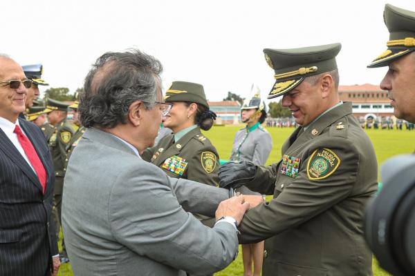 A lo largo de más de dos décadas, ha desempeñado funciones claves.