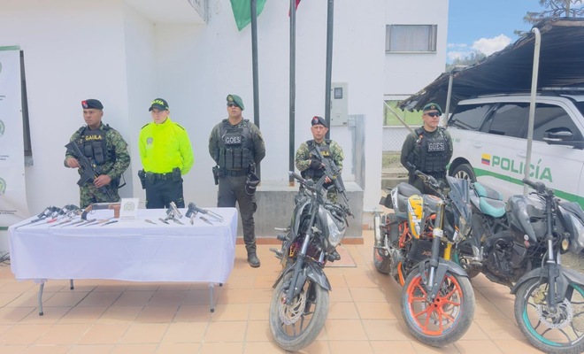 Policía, Ejército y elementos recuperados.