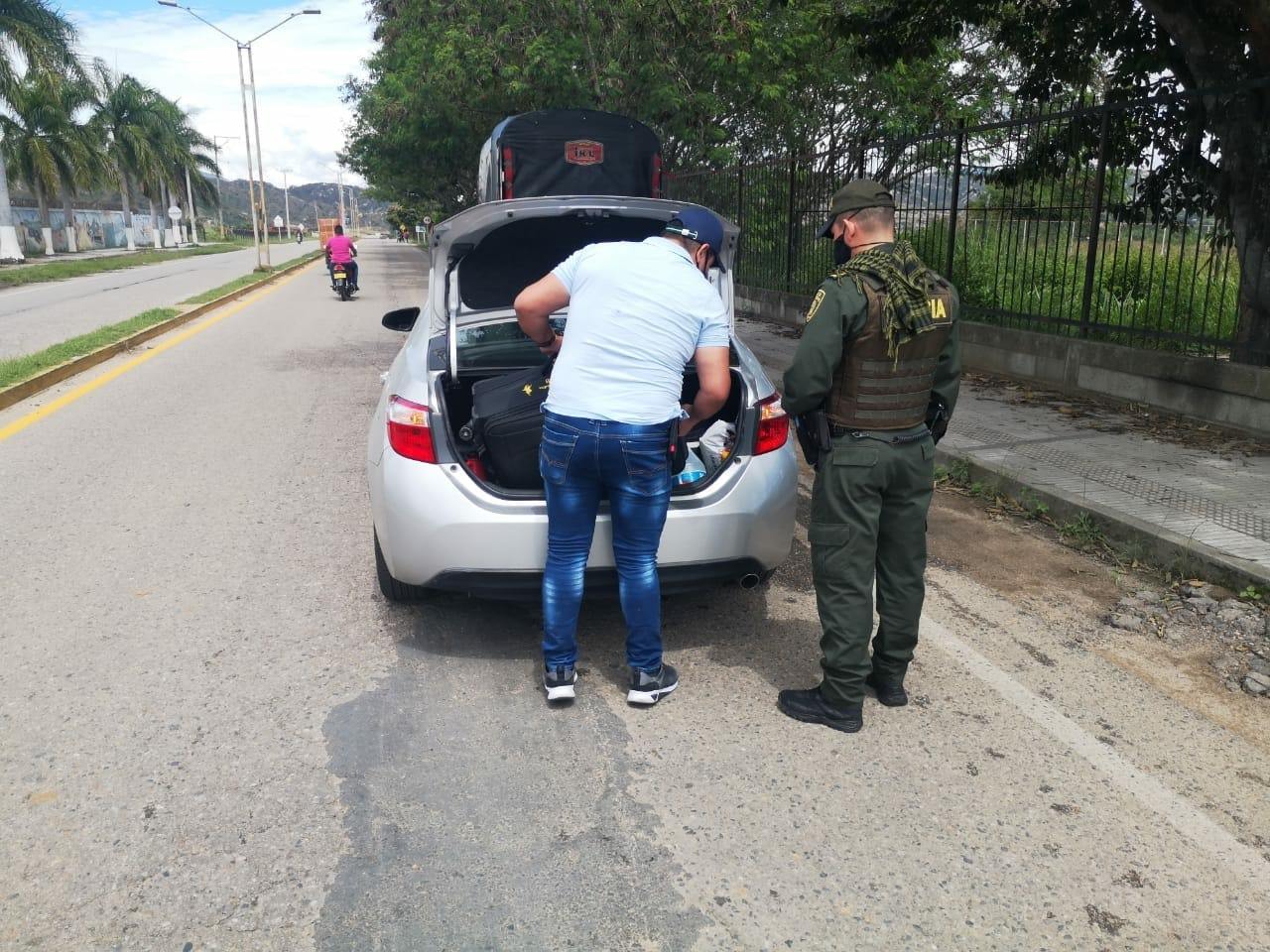 policia_en_abrego_fortalece_la_seguridad_y_convivencia_ciudadana_a_traves_de_labores_de_patrullaje_y_campanas_educativas_2.jpg