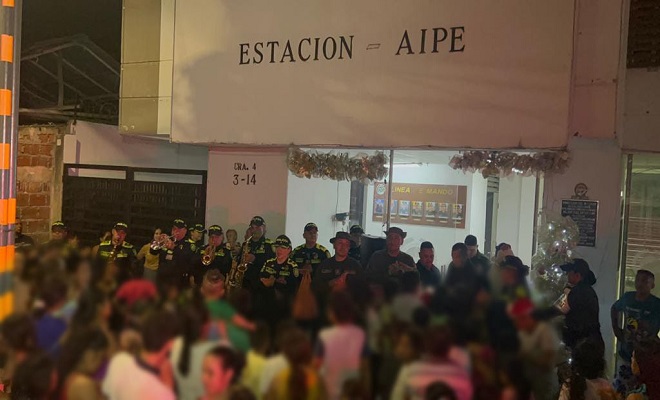 Policia Nacional en esta Navidad Siempre Presentes.