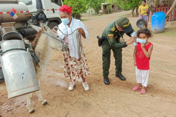 Suministramos-agua-potable-en-la-vereda-Camperucho Suministramos-agua-potable-en-la-vereda-Camperucho