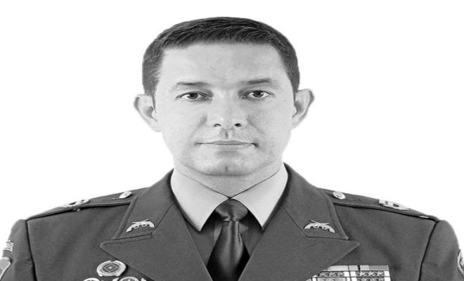Teniente Coronel César Mauricio Rodríguez Zárate 