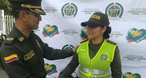 191015-patrullera-heroina-salva-moto-ladron-valledupar
