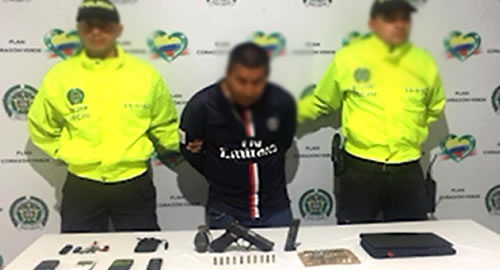 OPERACION-ESMERALDA-POLICIA-CAPTURA-SUBVERSIVOS-DIJIN