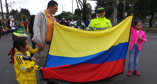 20 de julio somos patria-policia-independencia-colombia
