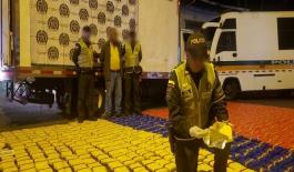 La sustancia estaba camuflada en canastillas de vísceras de pollo mil kilos de marihuana fueron incautados en vías de Risaralda