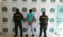 Una persona capturada por tráfico de estupefacientes. En lo corrido del 2020 las unidades de la Policía Nacional han logrado la captura de 23 personas por el delito de porte, tráfico y fabricación de estupefacientes en la ciudad de Inírida.