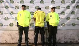 fue trasladado a la capital amazonense y presentado ante la autoridad solicitante. En cumplimiento al Plan Choque