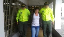 Capturamos una mujer por el hurto de 80 millones de pesos en Ibagué Se ganaba la confianza de sus víctimas para despojarlos de su dinero y joyas.