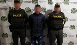 Manejaba motocicleta hurtada en Catambuco conductor presentó documentos falsos