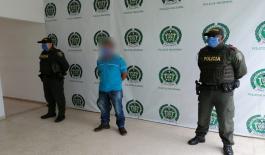 Una persona capturado por transportar personas ilegalmente