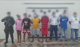 Mediante operación "Samuel" desarticulamos la banda delincuencial La Secta 7 personas capturadas-policías custodiando