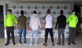 hechos_vandálicos_contra_instalaciones_policiales Capturamos_cuatro_hombres_vandalismo