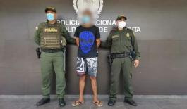 A los actores generadores de violencia no se les da tregua en el área metropolitana de Cúcuta Una persona capturada-policías custodiando