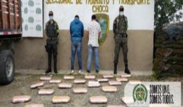 Capturamos dos hombres en flagrancia transportando 116 kilogramos de clorhidrato de cocaína Capturamos-dos-hombres-en-flagrancia-transportando-116-kilogramos-de-clorhidrato-de-cocaína.
