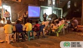 Con cine al parque promovemos la sana convivencia en los niños y niñas de Quibdó Con cine al parque promovemos la sana convivencia en los niños y niñas de Quibdó
