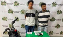 Capturados tras hurtar a dos ciudadanos en el barrio Laureles de Medellín Tras oportuna reacción policial frustrado hurto en el barrio Laureles de Medellín
