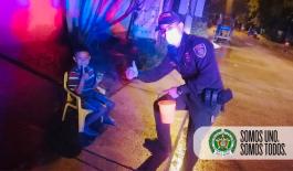 Entrega de dulces en Salamina dia dulce de los niños en casa-covid 19-campaña de prevención-hallowen-magdalena