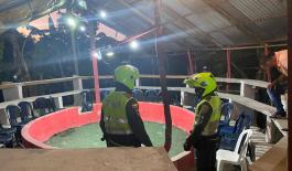 Intervenimos una gallera clandestina donde se encontraban más de 120 personas violando las medidas sanitarias Por otra parte durante el fin de semana fueron atendidas 467 riñas.