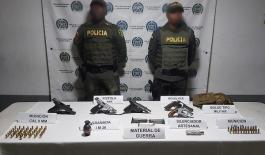 Hallamos de importante material de guerra al grupo delincuencial ‘los chacales’. Hallamos-de-importante-material-de-guerra-al-grupo-delincuencial-‘los-chacales’.