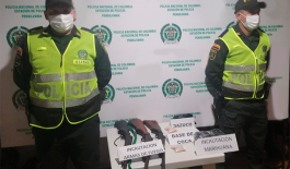 Logramos el hallazgo de tres armas de fuego y estupefacientes previniendo los delitos de alto impacto Dejaron abandonadas las escopetas y el estupefaciente