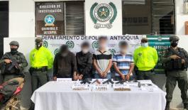 lograron las capturas por orden judicial mediante actividades de diligencias de registro y allanamiento