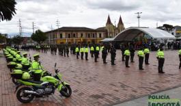 Es un honor ser policía Es un honor ser policía