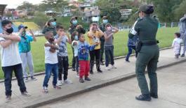 Trabajamos por la protección de la niñez Trabajamos por la protección de la niñez