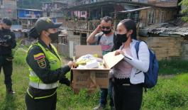 10.000 almuerzos entregados puerta a puerta a familias de Manizales y Villamaria. Celebramos el día de la madre con amor y prevención