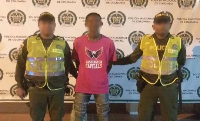 Por tener accesorios ilegales para armas de fuego es detenida una persona  en Maicao | Policía Nacional de Colombia