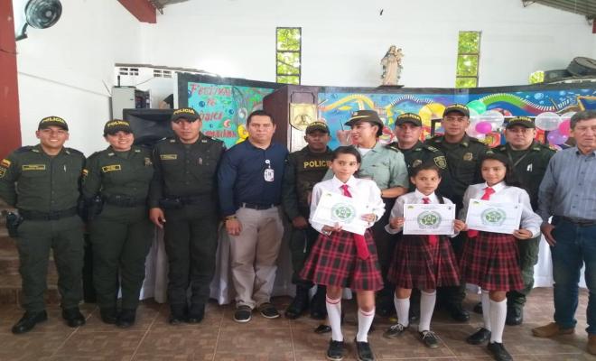 Proteger a los niños de la violencia y del mundo de las drogas es nuestra  mayor prioridad | Policía Nacional de Colombia