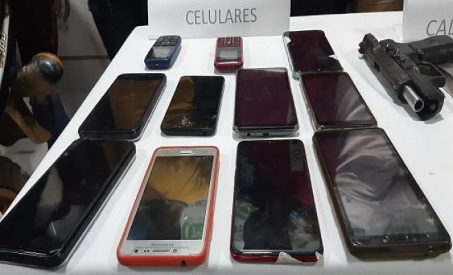 desarticulamos banda delincuencial Los Monarca en Montelíbano Se logró capturar a siete personas e incautar armas de fuego, celulares y motocicletas de alto cilindraje.