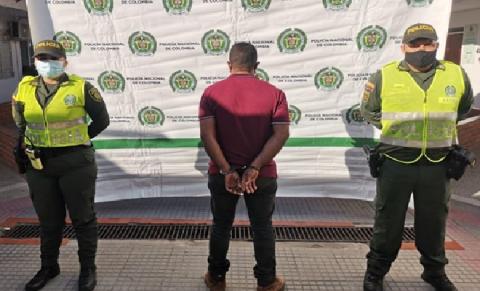 Capturado en flagrancia por el delito de fuga de presos | Policía ...