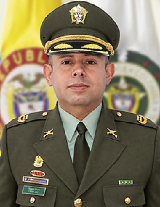 Jefe (E) teniente coronel Yoffre D&iacute;az